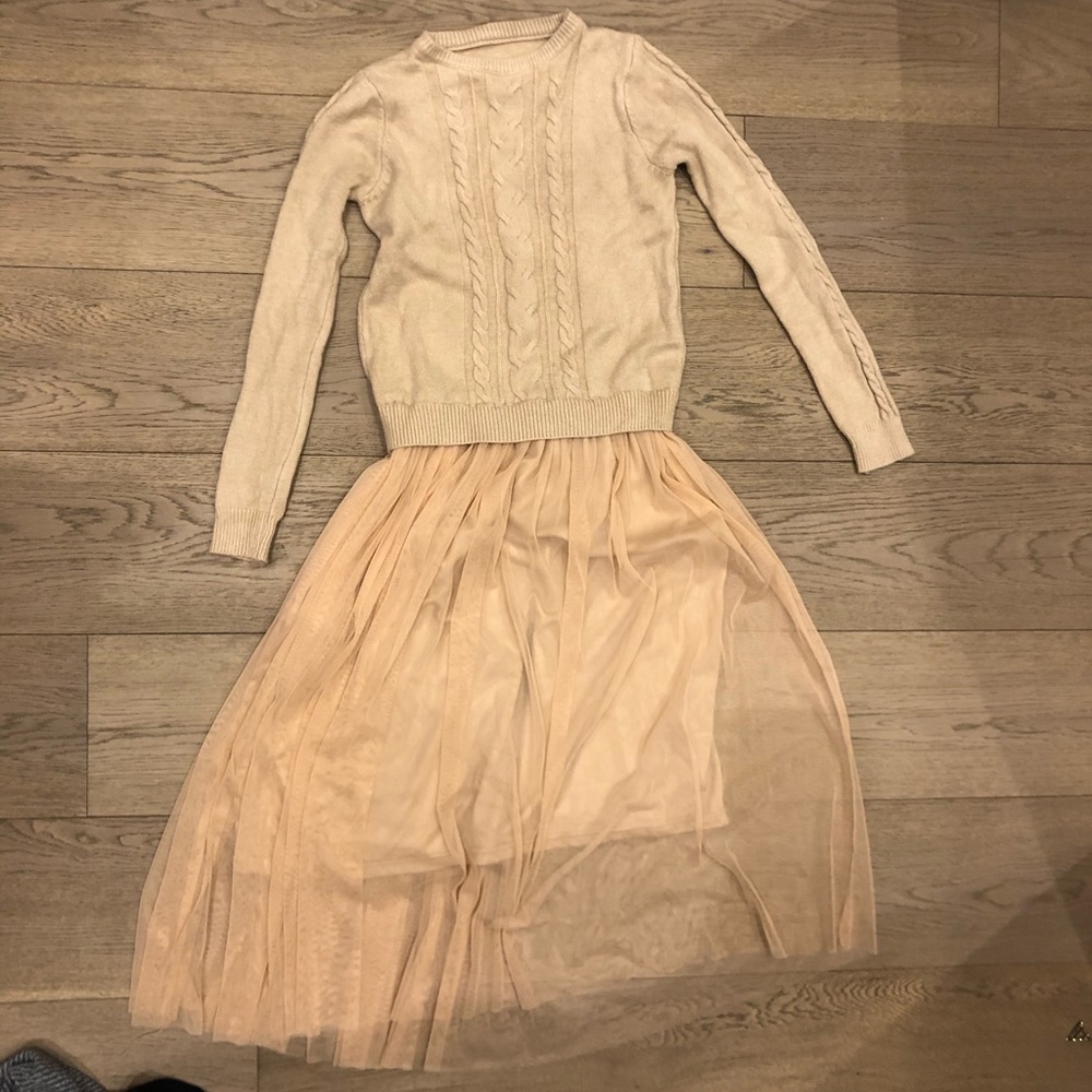Sweater dress with tulle skirt